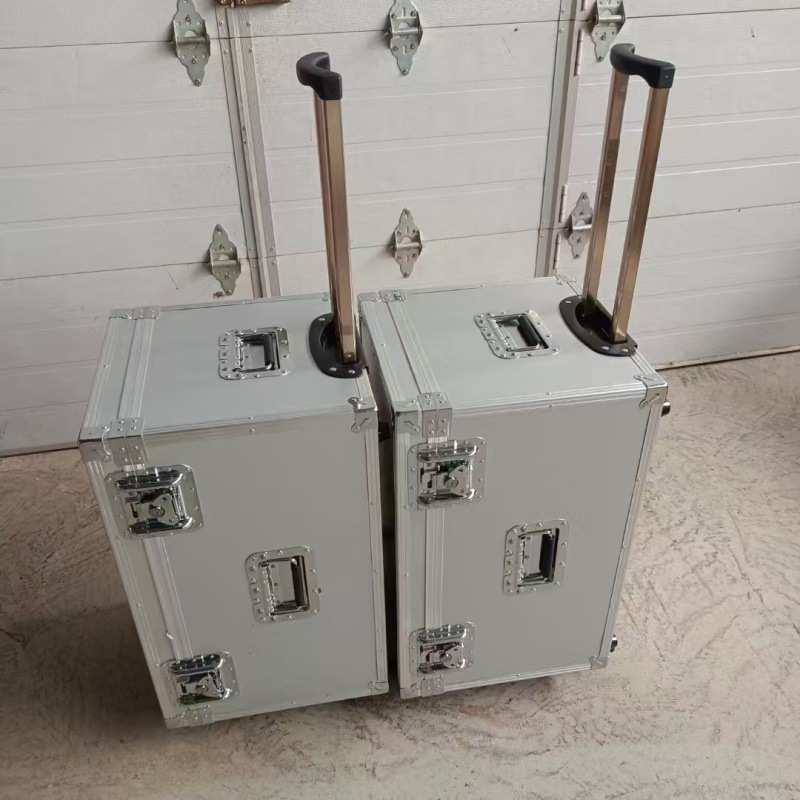 100KG承重铝合金拉杆工具箱 银色仪器收纳箱 万向轮展会专用铝箱