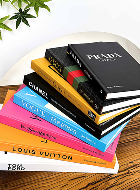 可翻页高级英文仿真假书装饰陈列拍照道具工作室软U装民宿模特手