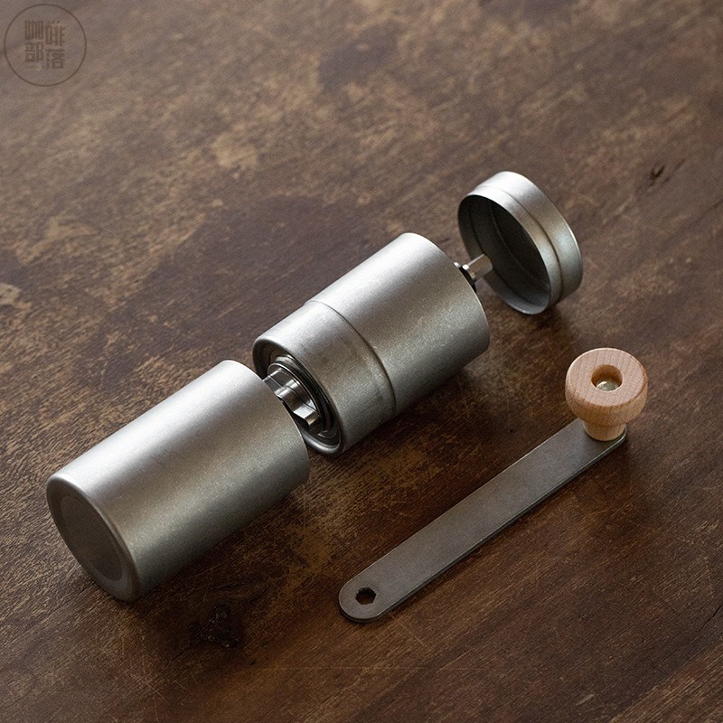 小型磨豆机不锈钢咖啡豆研磨器手动复古I磨豆磨粉器钢芯手摇可调