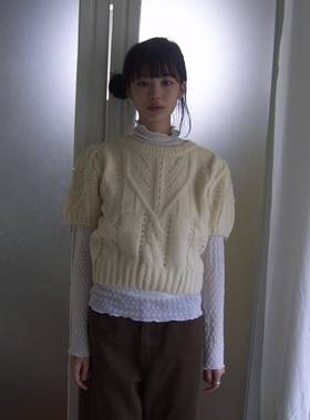 新年进行时 俏皮泡泡袖圆领短袖针织衫 温柔内搭套头打底毛衣上衣