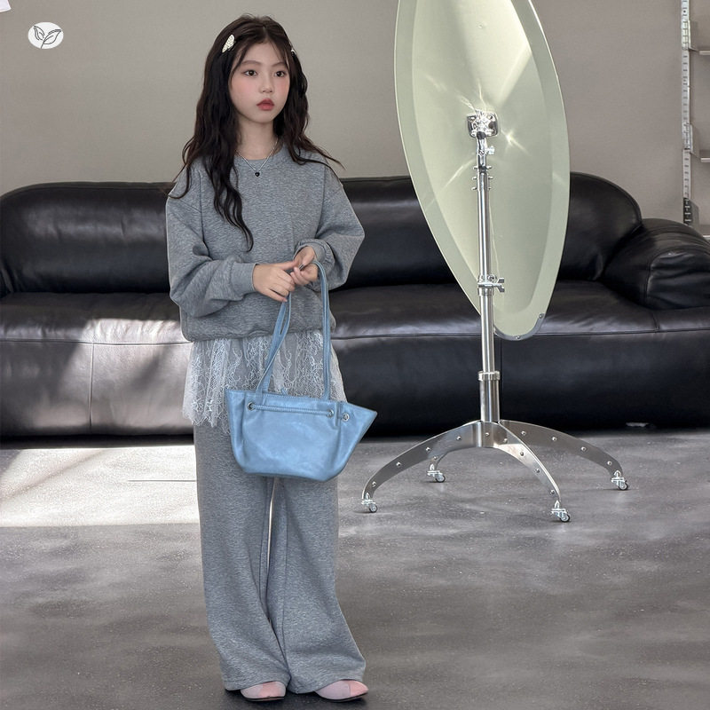 女童套装2026秋新款中大童卫衣卫衣蕾丝屁帘针织三件套儿童运动服