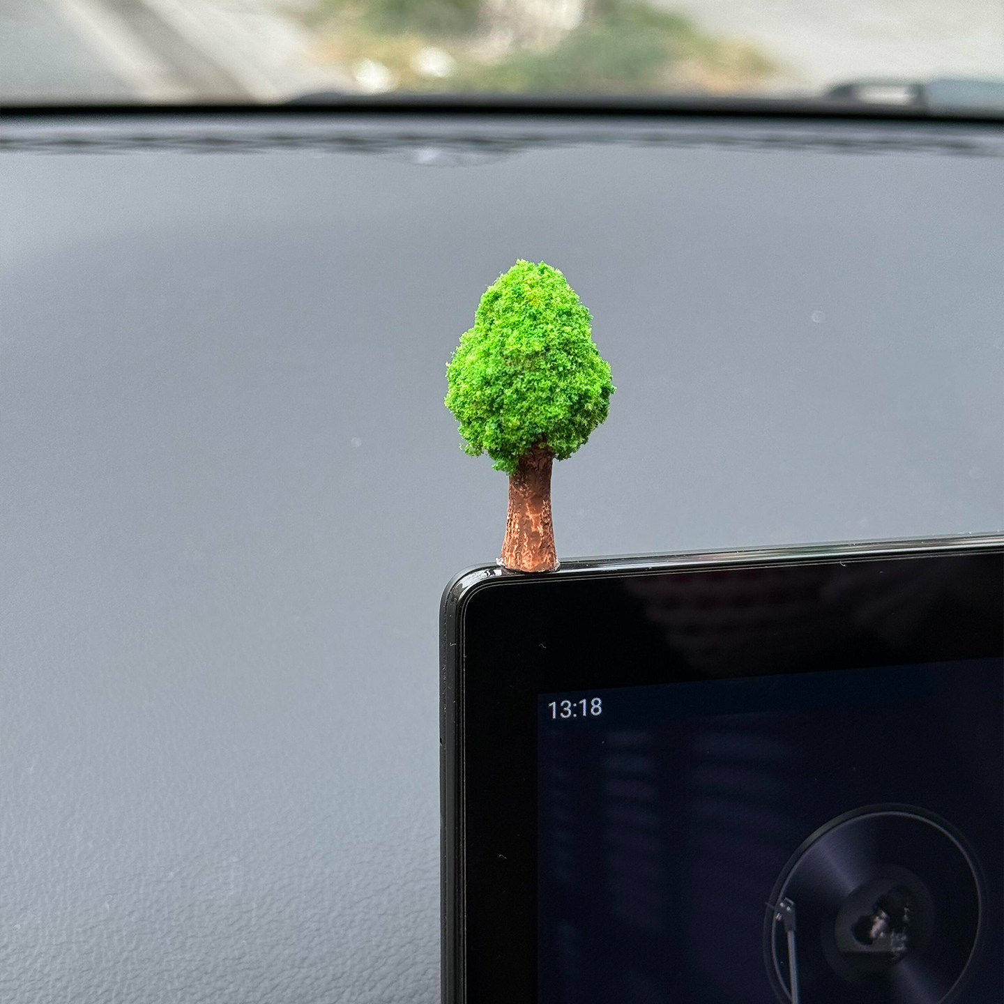 汽车显示屏仿真绿树苔藓摆件