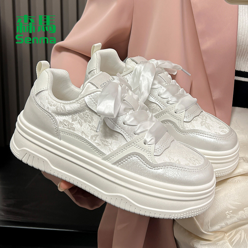 森马2025新款板鞋女厚底增高