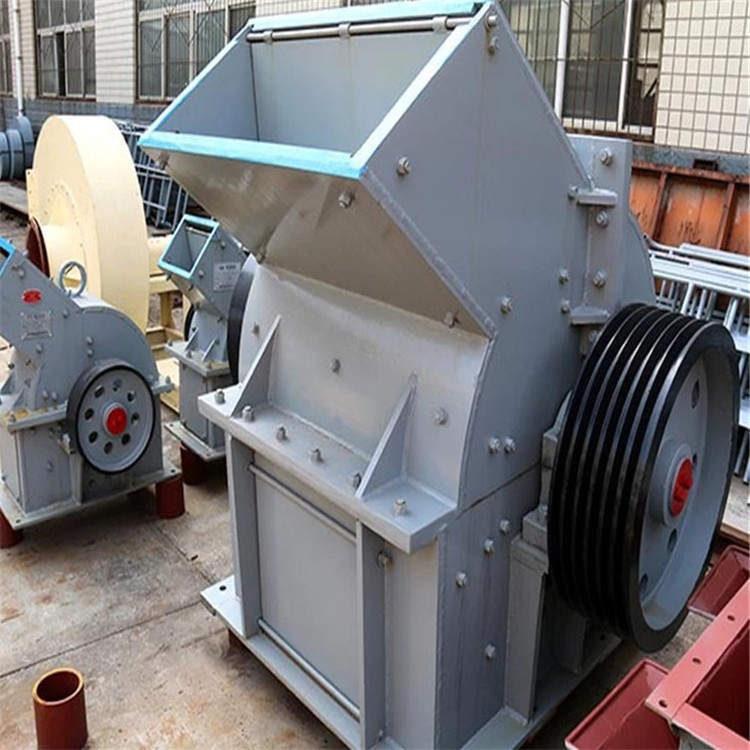 PC600*400型锤破石榴子石瓷土