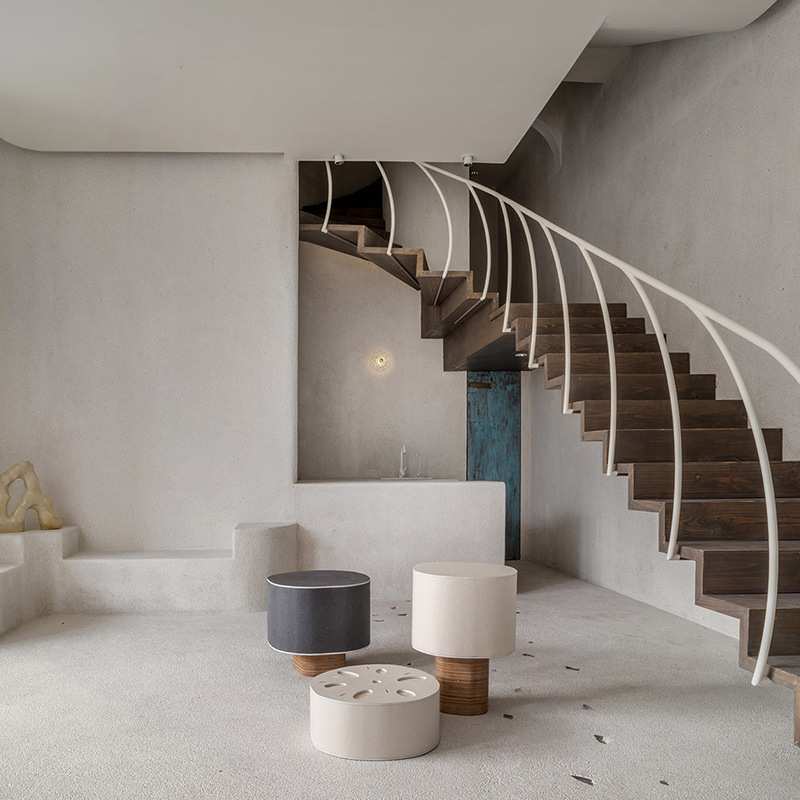 南京翰铭木业实木旋转楼梯欧式轻奢风格时尚简约实木木门橱柜书柜