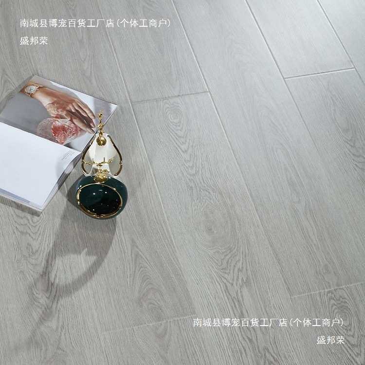 木地板家用强化复合灰色mm金刚板卧室耐磨复古地板厂家直销