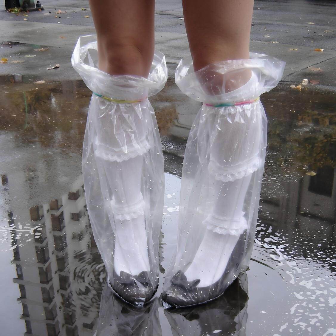 梅雨季一次性长筒防水鞋套透明防滑耐磨加长雨鞋户外旅行漂流神器