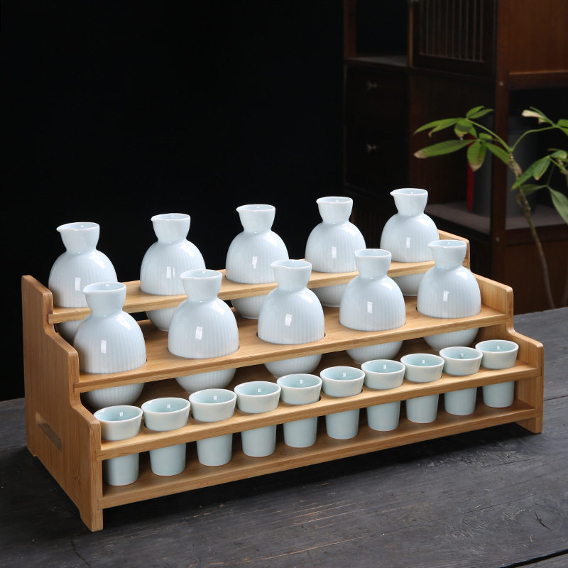 中式复古酒具套装二两陶瓷分酒器创意青瓷酒壶小酒盅一口杯带托盘