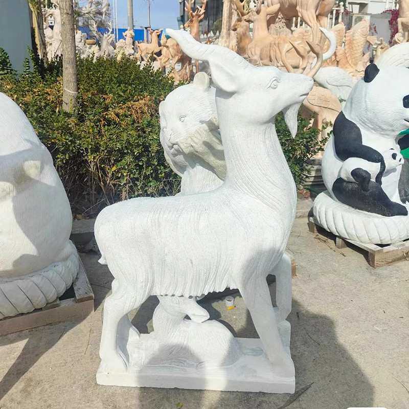 石雕山羊汉白玉三羊开泰石头母子羊别墅庭院公园草坪动物雕塑摆件