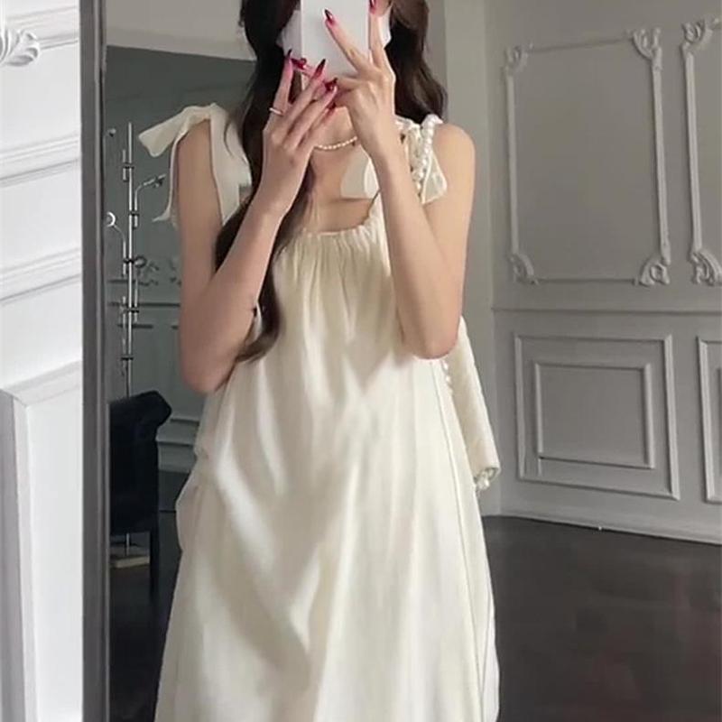 新品新中式晨袍新娘婚礼订婚礼服拍照高端轻奢小众白色吊带仙女连