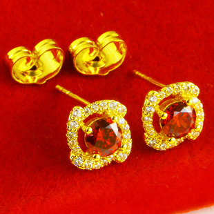 仿真黄金耳钉女款18K金镶嵌红宝石蓝色彩宝耳环带金塞