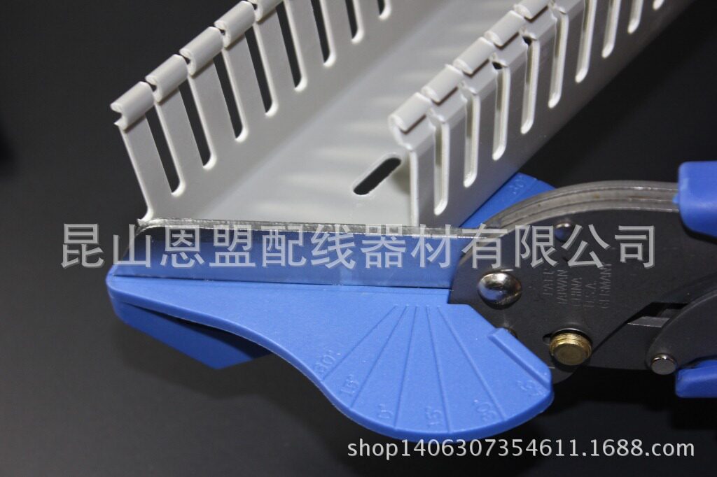 角度线槽剪WT-2台湾线槽剪多功能线槽剪刀进口线槽剪PVC剪刀