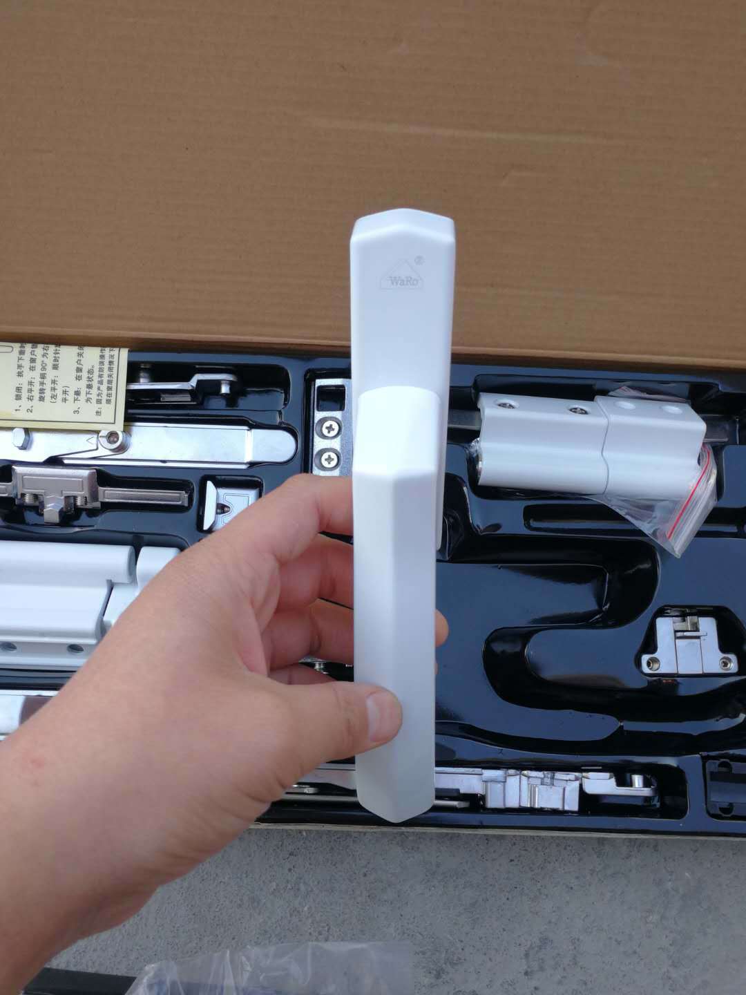 断桥铝平开内开倒窗五金静音