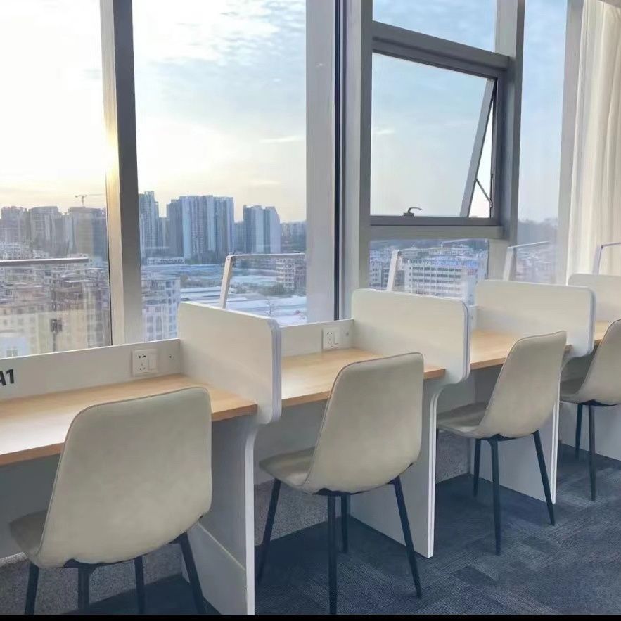 沉浸式北欧不锈钢封边自习桌椅