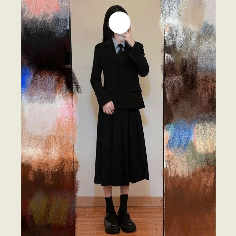 高级感黑色西装套装女春秋季新款气质休闲西服外套职业正装两件套,女装/女士精品,时尚套装,淘宝优惠券,粉丝福利购,淘宝优惠卷