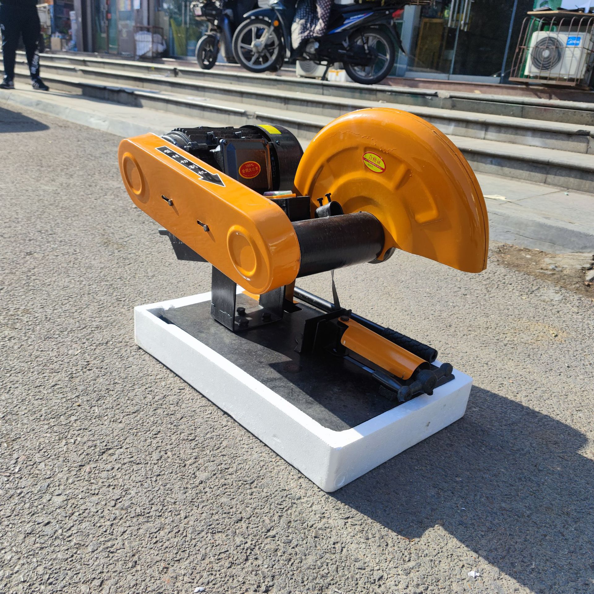 45度锯床220v小型钢材金属铝材切割机相框锯切400型多功能带锯机
