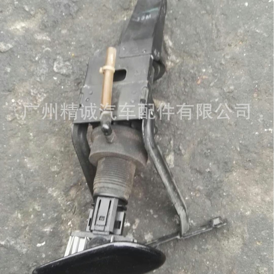 适用于老款凌志LS430大灯喷水嘴带喷水枪总成，凌志LS430拆车件