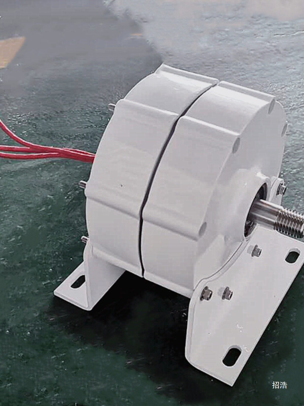 小型低速永磁发电机无刷直驱12v24v三相交流水力永磁220v实验使用