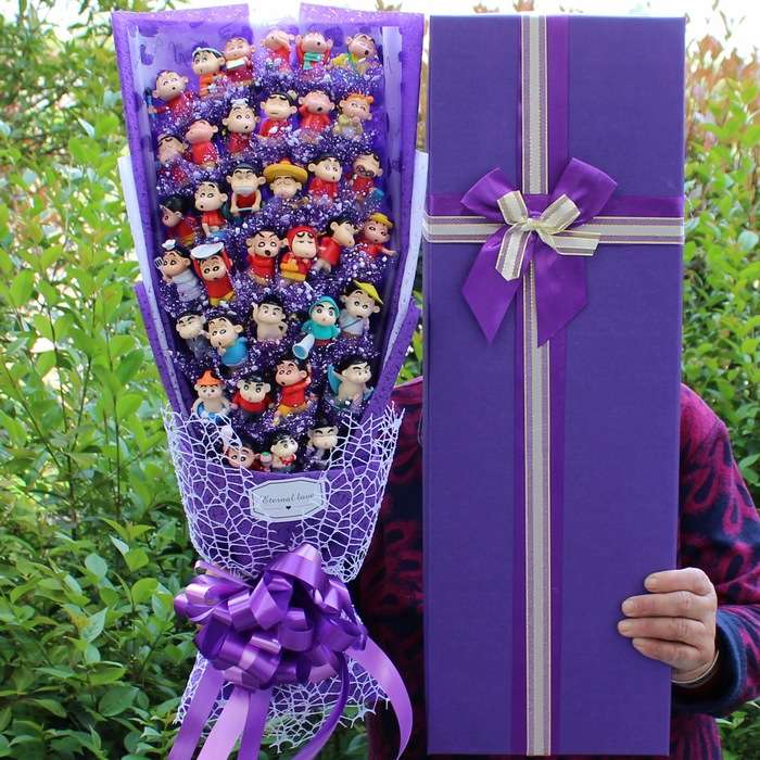 36蜡笔小新公仔花束卡通花束精美礼盒生日毕业女友情人节礼物