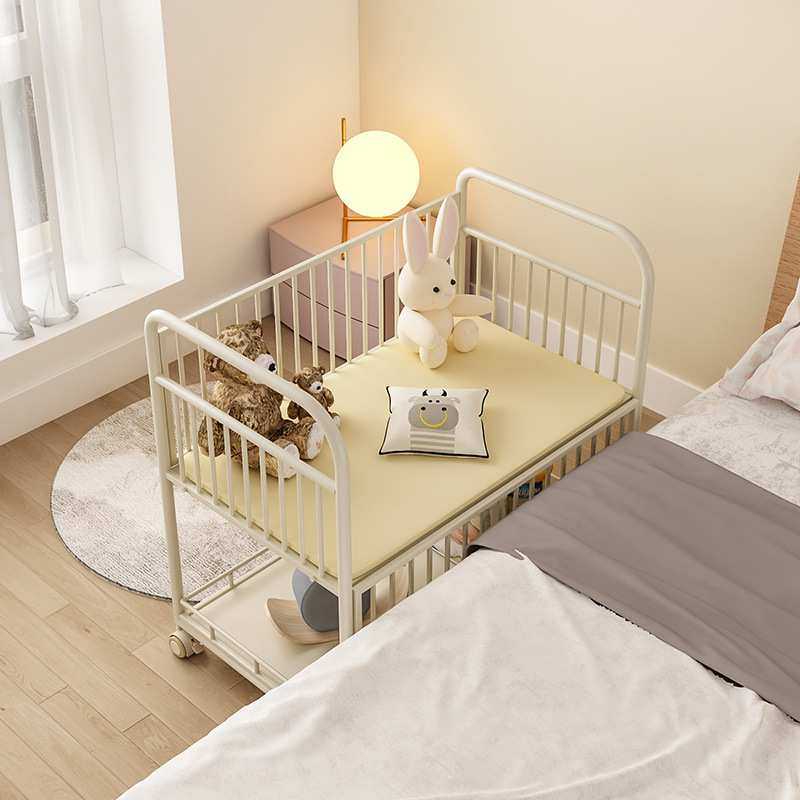 可移动铁艺婴儿床无甲醛环保儿宝宝床月子中心多功能拼接大床厂家