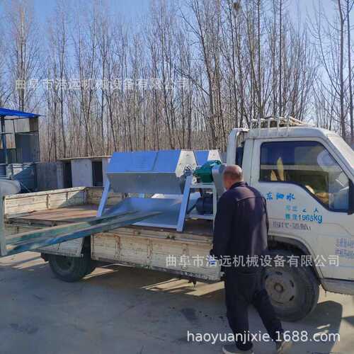 小型号六角滚筒抛光机 碎铁研磨除锈机山西铜件翻新研磨机现货