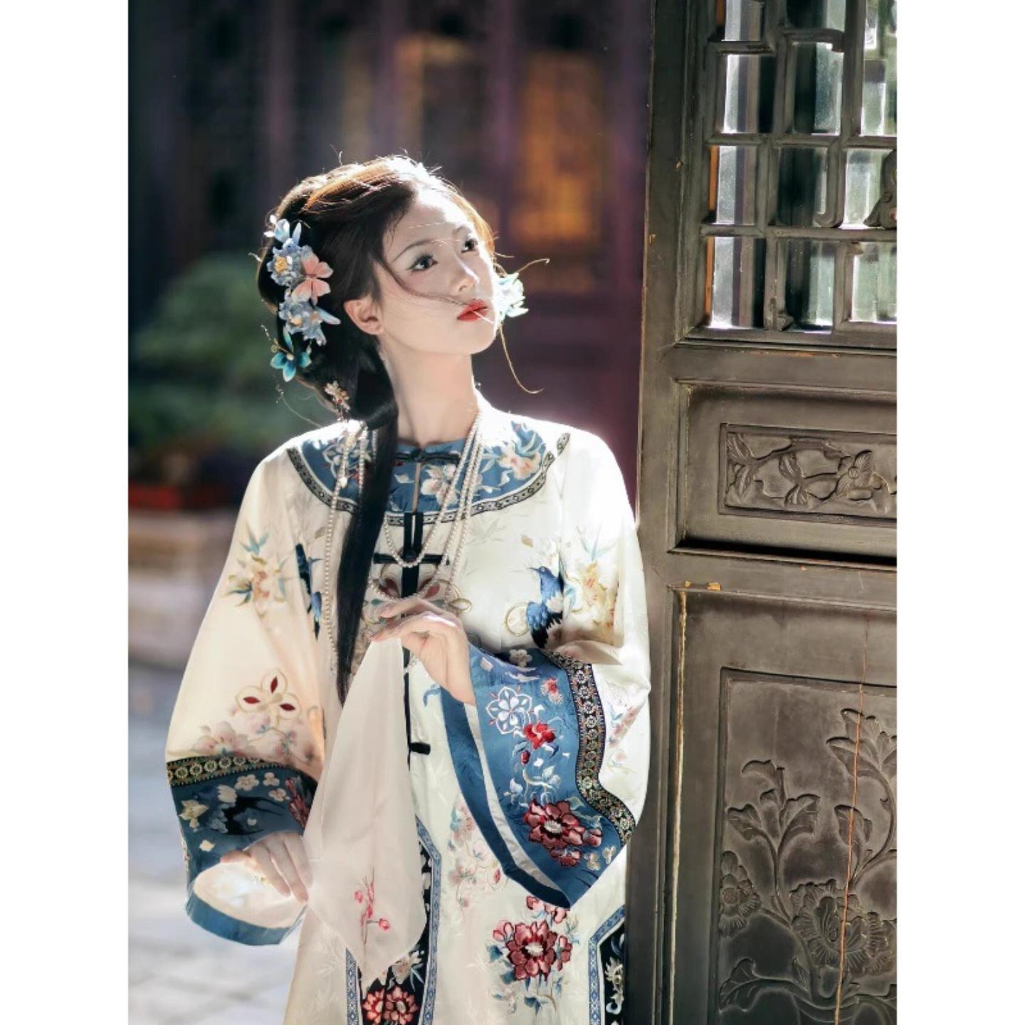 2024清汉女汉服新中式复古国风印花上衣宫廷风清代古装马面裙套装