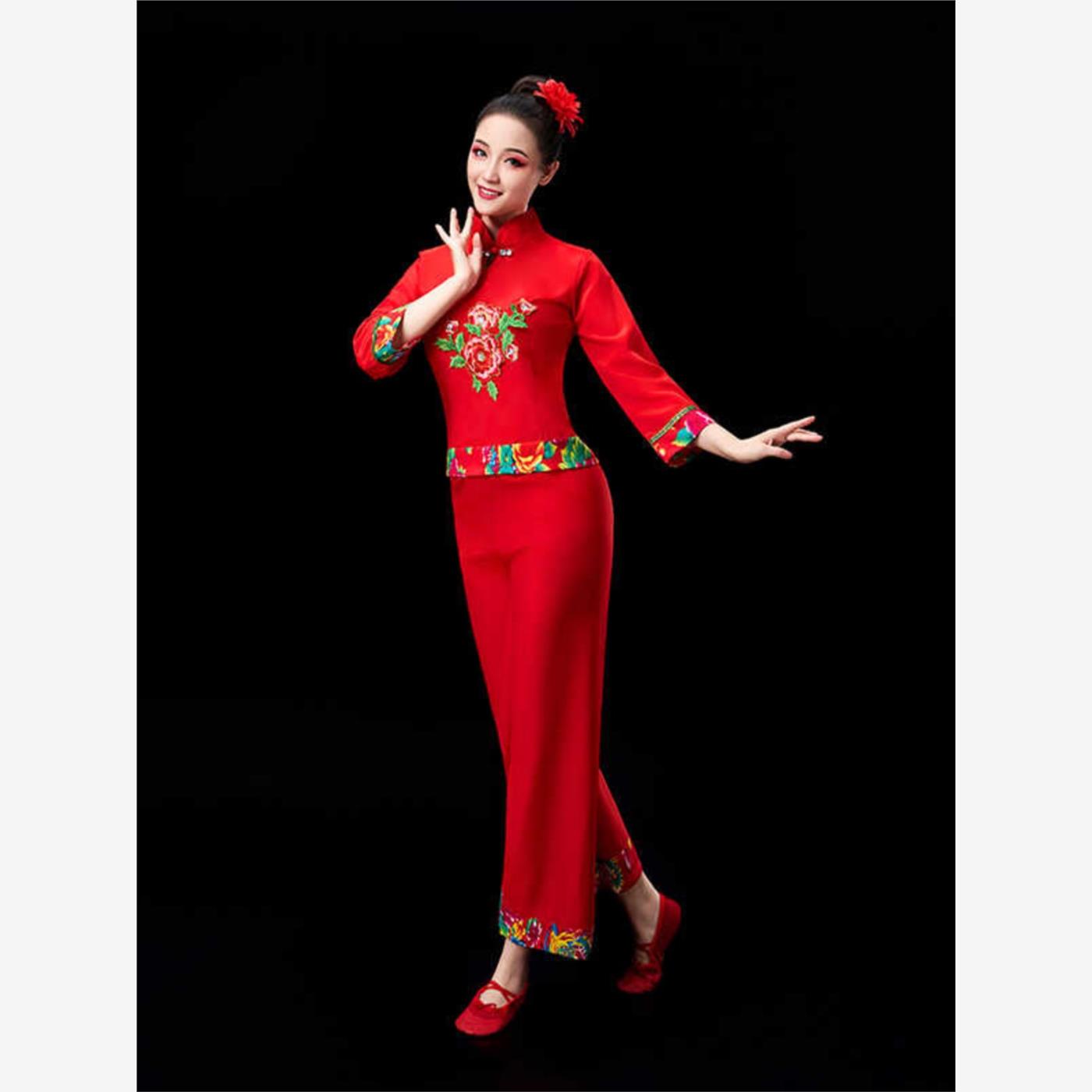 新款胶州秧歌演出服女民族广场舞夏季2024东北舞蹈服扇子套装