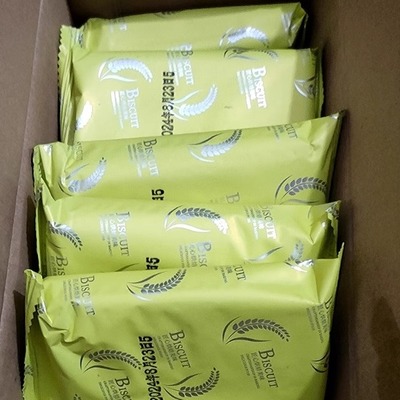 奇亚籽三色藜麦苏打饼干