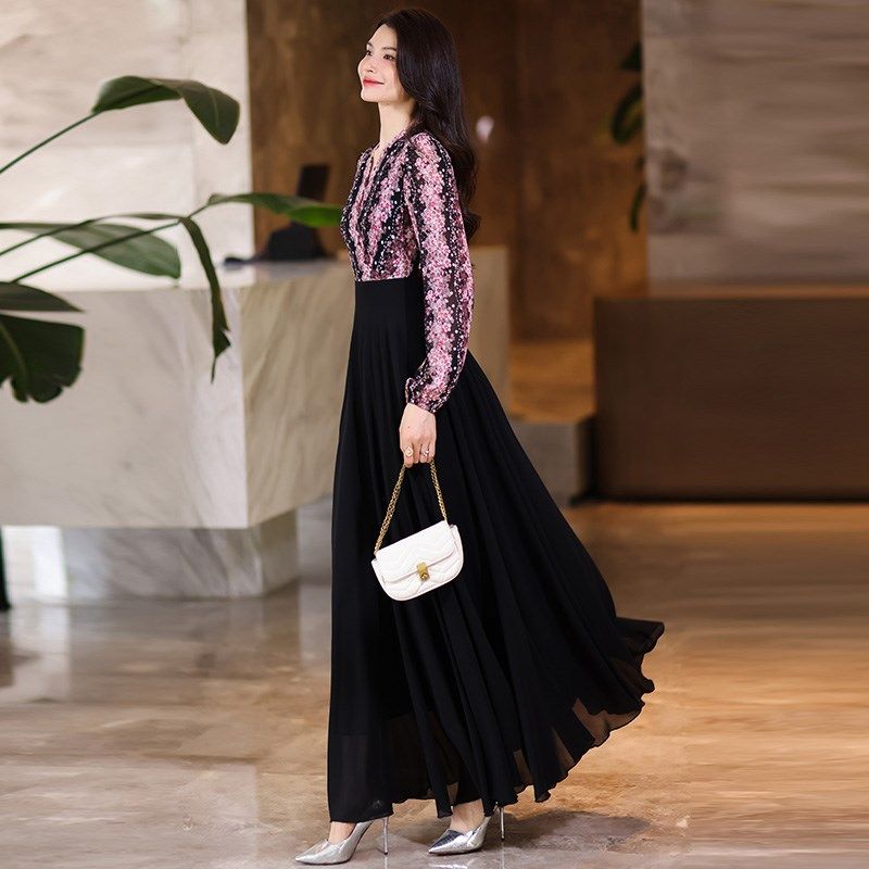 2025年新款春夏秋长袖连衣裙小个子款旅游度假长裙雪纺裙沙滩裙子