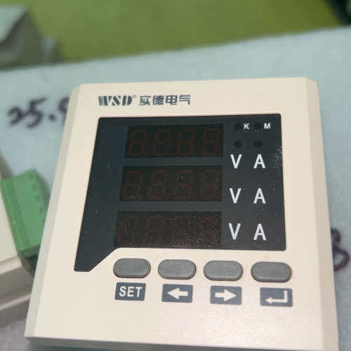 议价全新没用过2个上海实德电气三相电流电压组合表，型号：HS7I