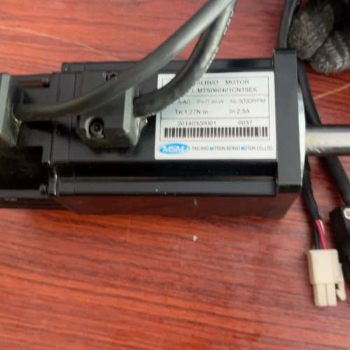 #电机    太仓精机伺服电机，功率400W，型号MTS06议价