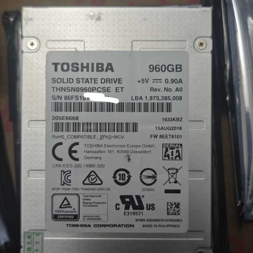 议价东芝 960g固态硬盘 THNSN8960PCSE ET 9