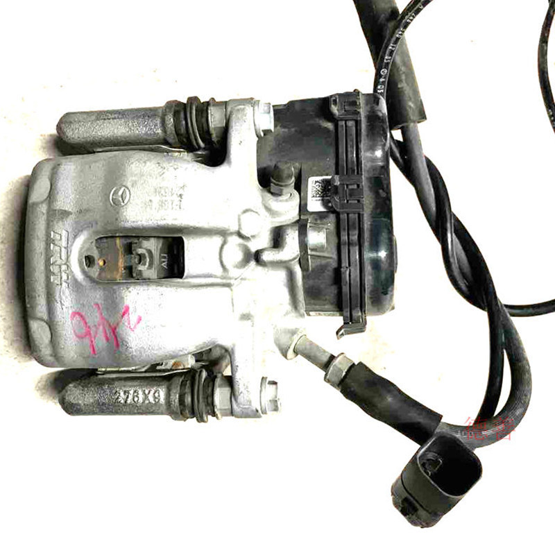 适用奔驰A180 A200 A260 B180 B200 B260汽车制动刹车分泵 拆车件