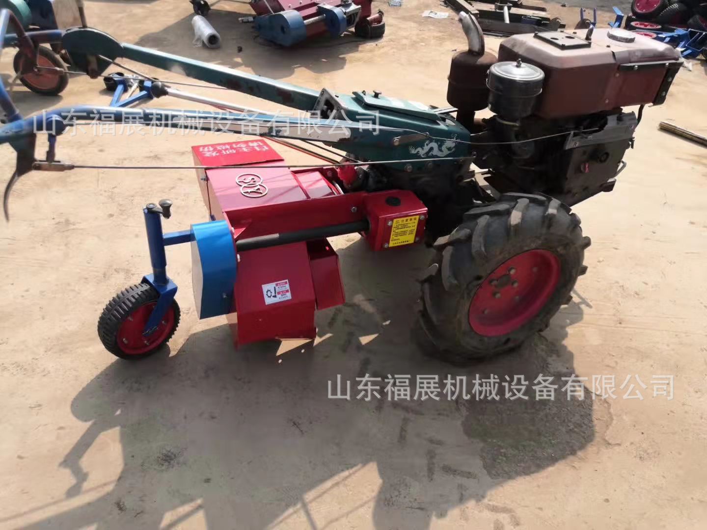 单杠两驱拖拉机 12马力手扶拖拉机带水稻田自走式防滑轮打浆机