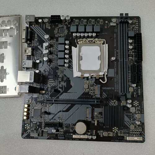 {议价}技嘉B760M H主板，LGA1700接口，支持12/13/
