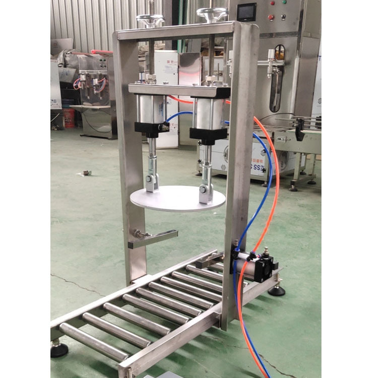 塑料桶气动压盖机 化工涂料桶封盖机 10L20L中桶压盖机