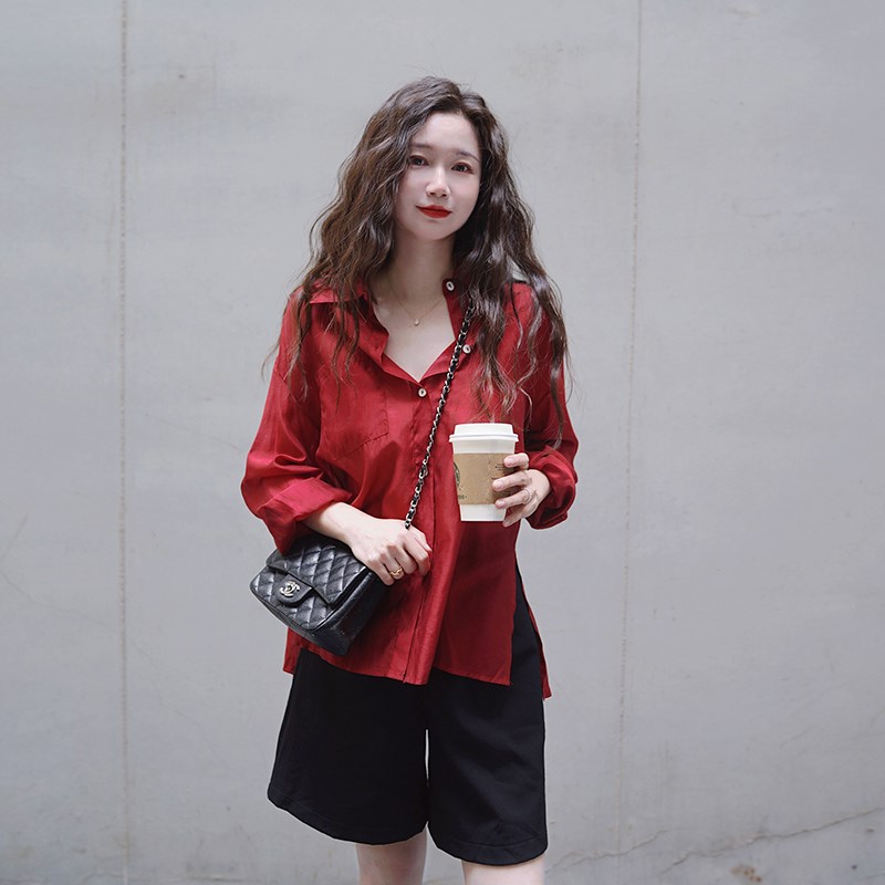 春夏红色天丝防晒衬衫女度假风设计感2024上衣宽松长袖衬衣系带