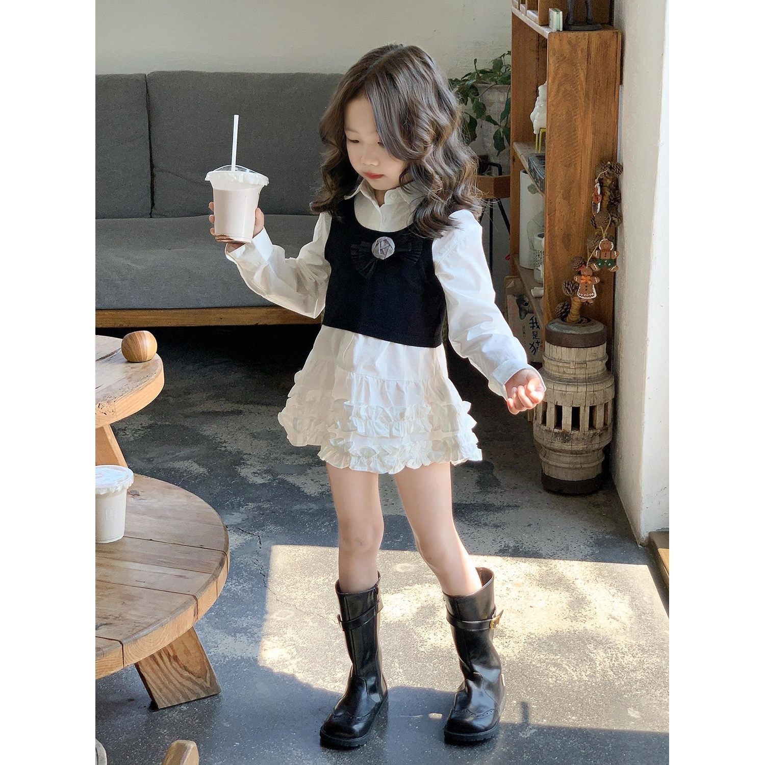 韩版女童2025秋季新款白色方领木耳花边衬衫裙小女孩花朵坎肩背心
