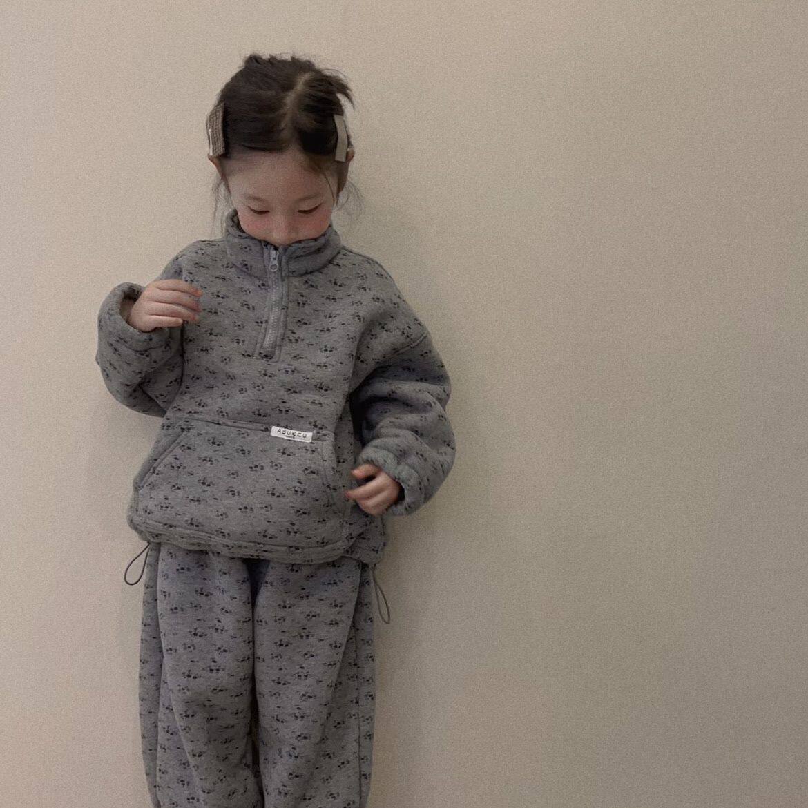 女童秋冬套装2024新款洋气时髦儿童碎花加绒休闲运动卫衣卫裤套装