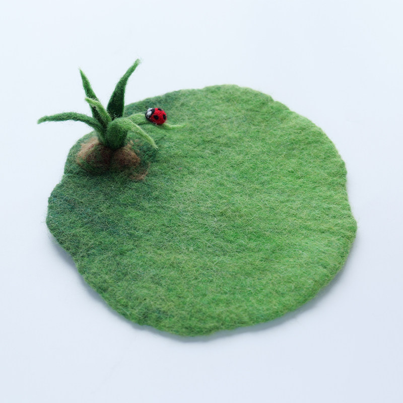 羊毛毡手工DIY成p品咖啡杯垫草地瓢虫送礼物创意杯子