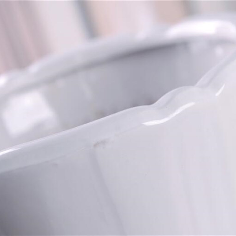 室外超大号陶瓷北欧花盆高60厘米圆筒盆细腰别墅圆陶盆50花盆白色