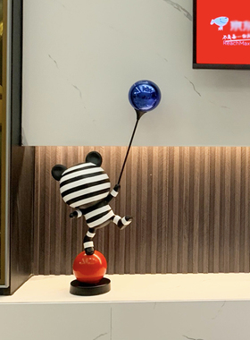 速发简约熊摆件客厅电雕柜玄关气球熊技杂落地视塑装饰品