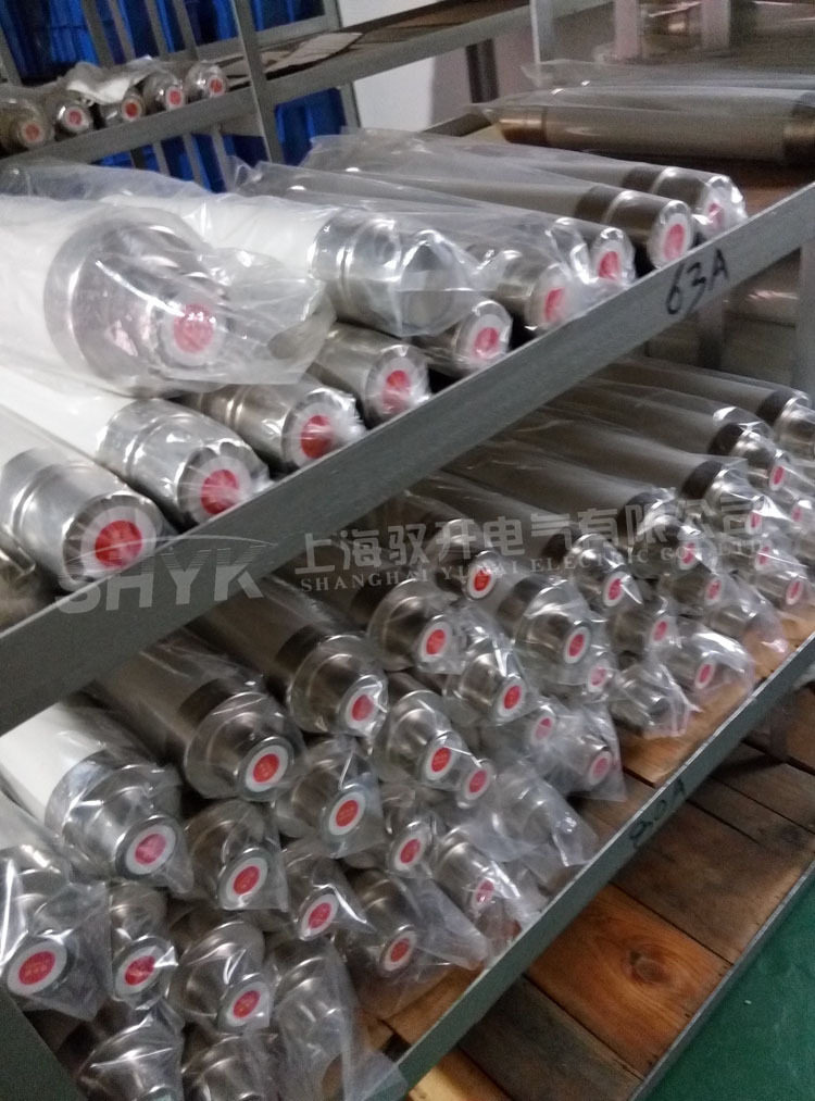 供应XRNT1-10(12)/160A 88*292 高压限流熔断器（变压器保护）