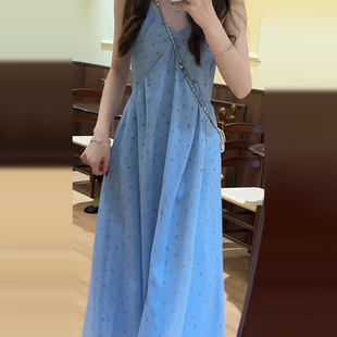气质绝美长裙 海边度假法式 蓝色波点吊带连衣裙子女夏季 2025年新款