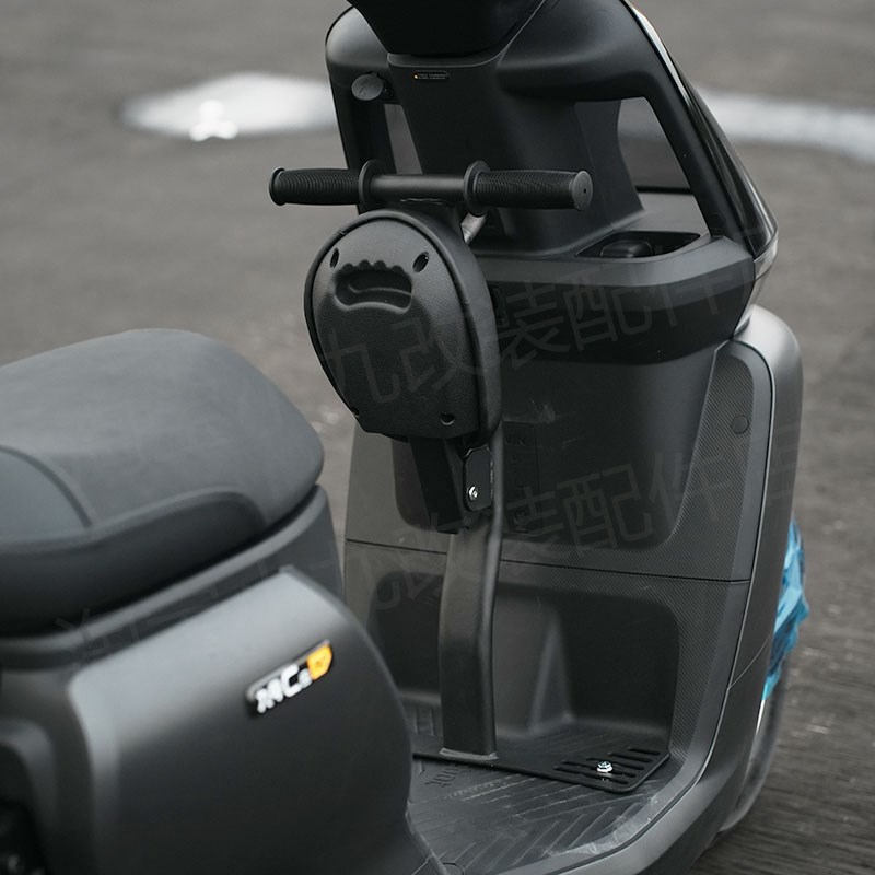 适配九/号电动车CZ90儿童座椅折叠宝宝椅前置防水小坐凳改装配件