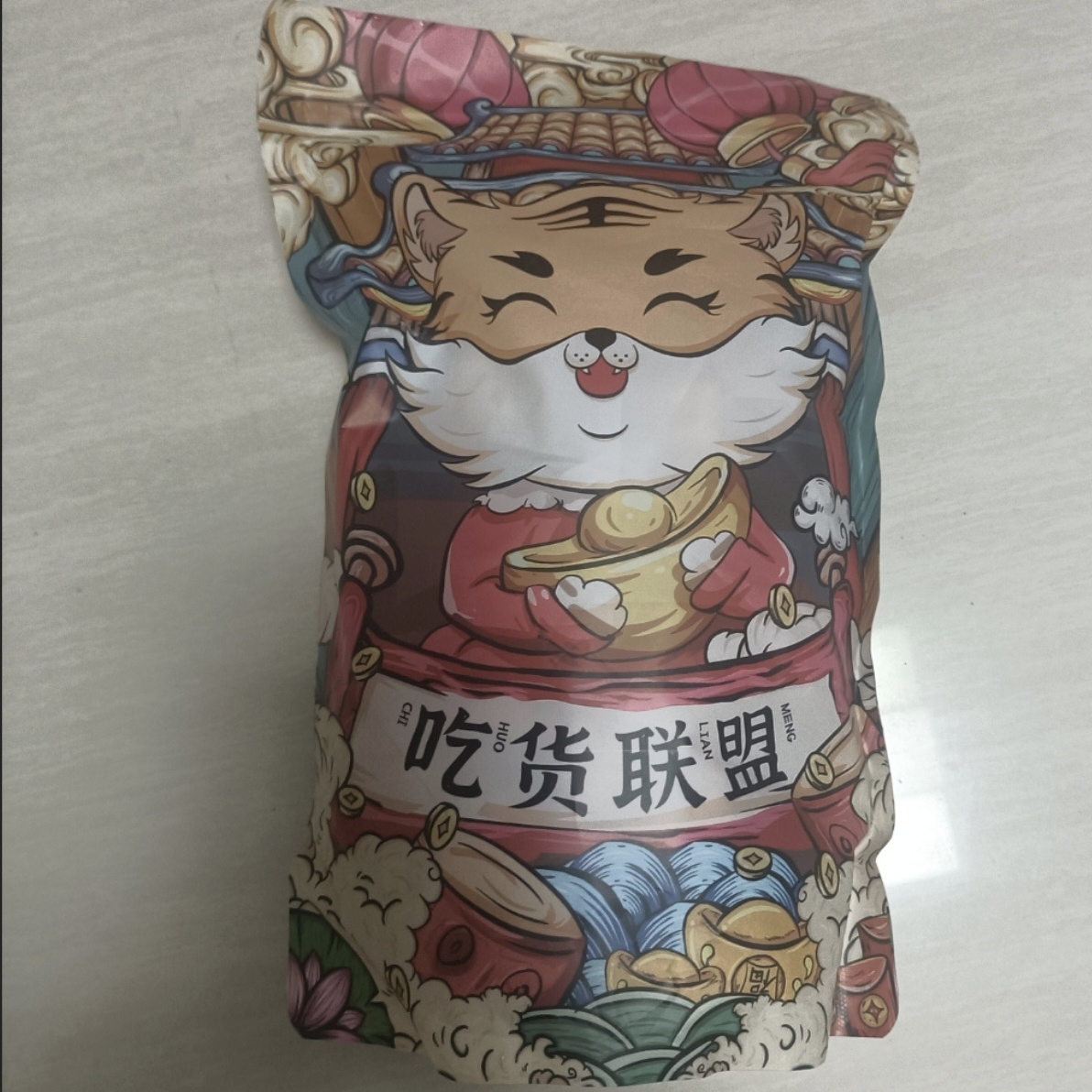 盐焗鸡脚筋开袋即食泡椒无骨鸡爪网红休闲追剧鸡肉零食小吃特产