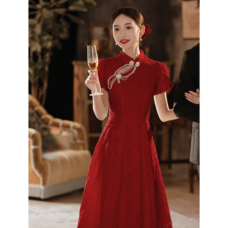 速发旗袍穿酒服新娘酒红色平时可礼新中式改良夏季订婚连衣裙时尚