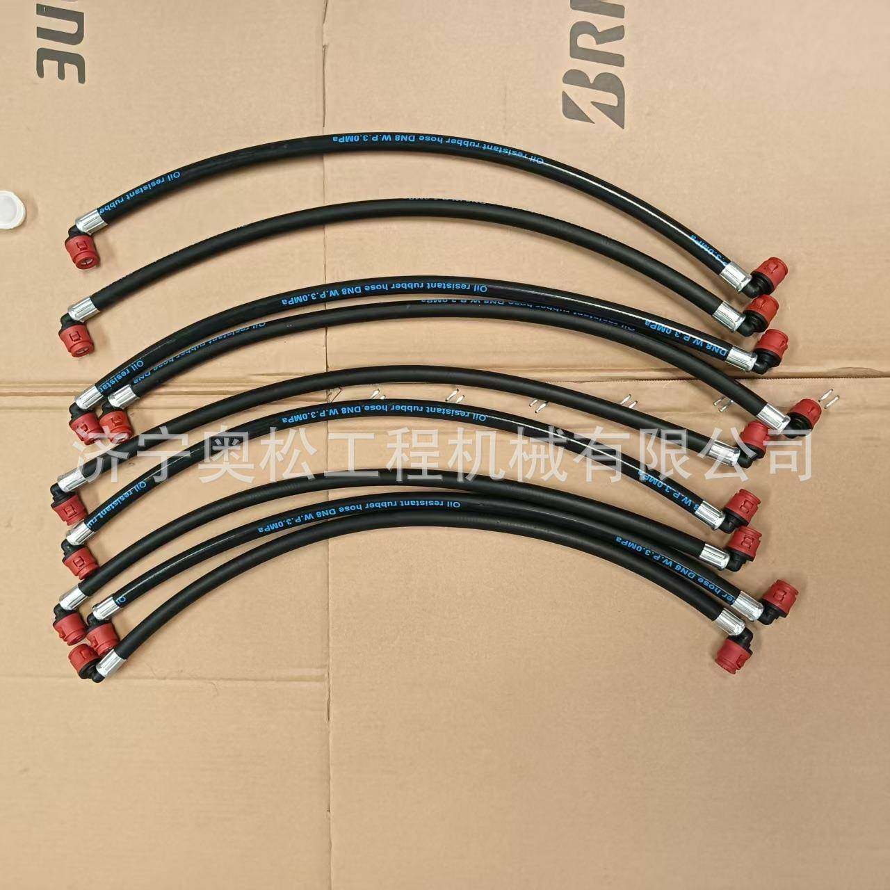 小挖掘机松PC200 210 220-8发动机6D107柴油滤芯座到柴油泵回油管,3C数码配件,其它配件,淘宝优惠券,粉丝福利购,淘宝优惠卷