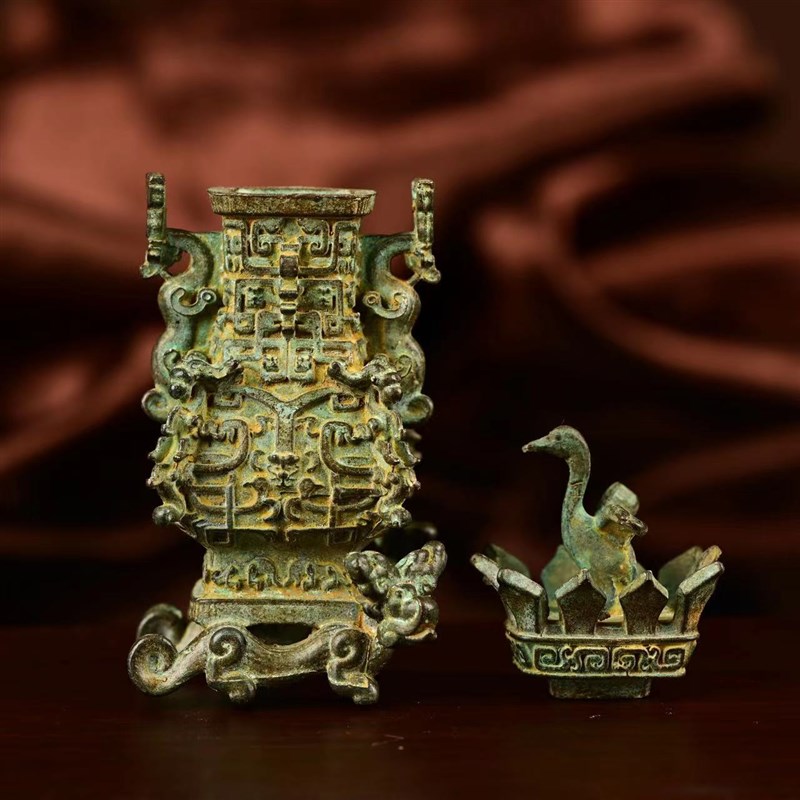 仿古纯铜春秋莲鹤方壶酒樽酒鼎摆件青铜器包N浆模型古玩杂项 收藏