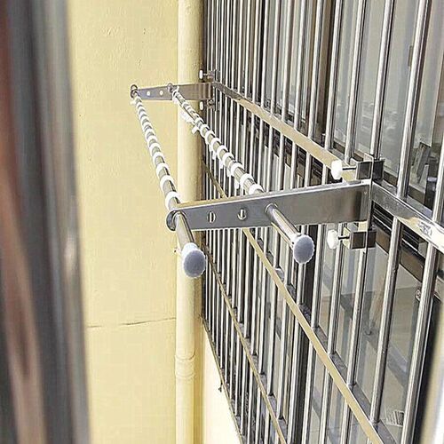 窗外晒衣架窗框晒被子家用阳台边栏杆晾衣架防盗网挂W衣牢固不锈